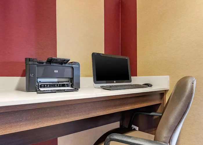 Quality Inn Falconer - Jamestown